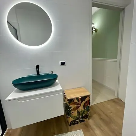 Trilocale Con Piscina Lejlighed Chiavari