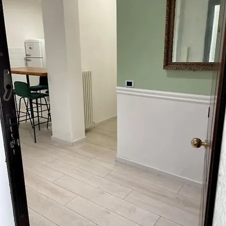 Trilocale Con Piscina