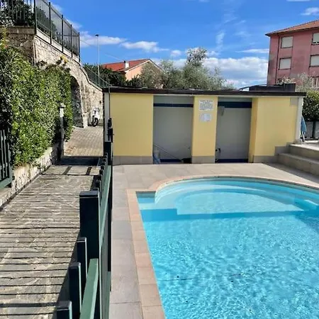 Apartment Trilocale Con Piscina *
